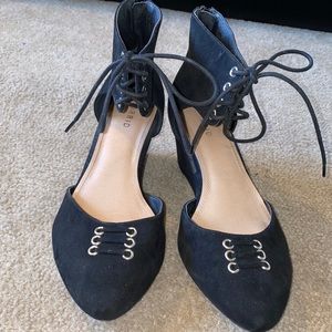 Black torrid laced shoes